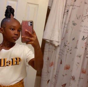 Meet your Posher, Tarajae